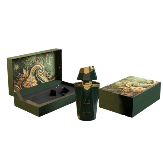 Perfume Besaan Wadi Al Khaleej con notas de mango, piña, leche de coco y ron blanco