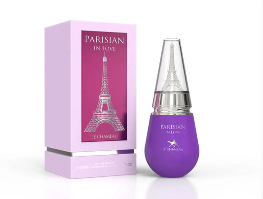 Perfume Parisian In Love de Le Chameau con notas de fresa, mora, jazmín, vainilla, sándalo y ámbar